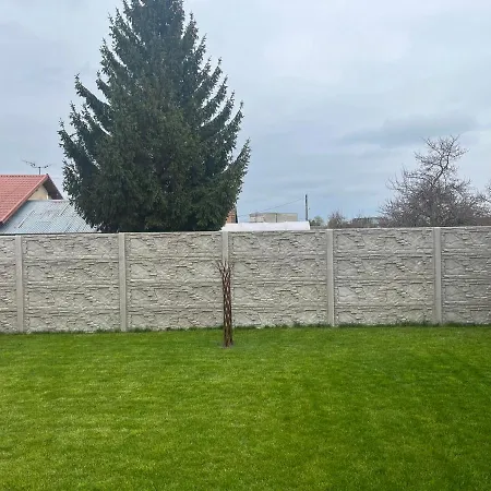 Bekivi Apartament *